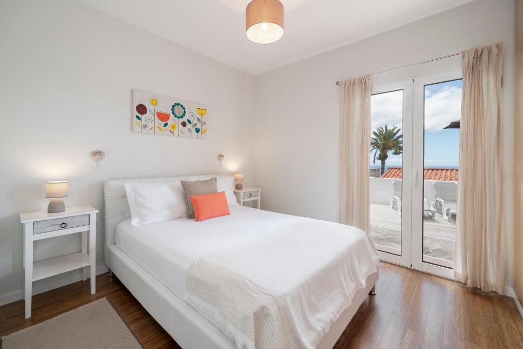 Terrace Vila by An Island Apart photo 2