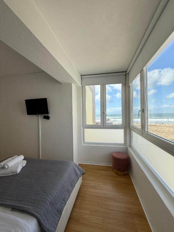 The View II Costa Caparica ( private parking ) photo 2