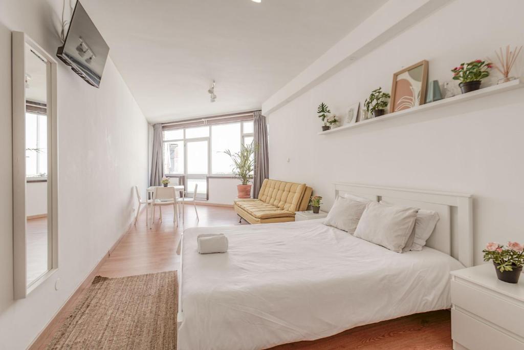 Travel & Live Aliados Apartment — photo 1