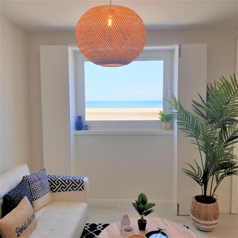 The Shore @ Atlantic Beach - Waterfront Beach House photo 3