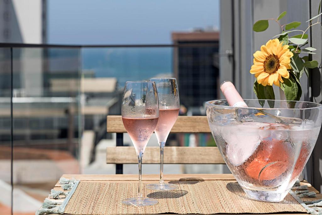 19 Nineteen Suites - Espinho photo 3