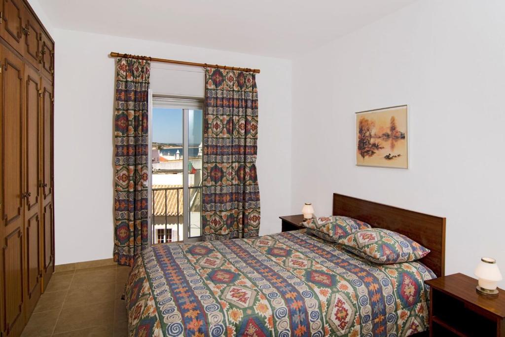 LGS58 T3 no centro historico Lagos photo 2