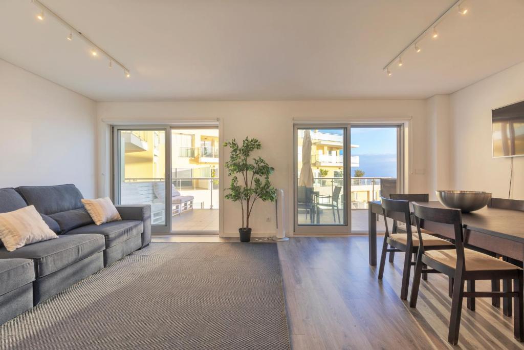 Comfort & Style w/ best sea view photo 3