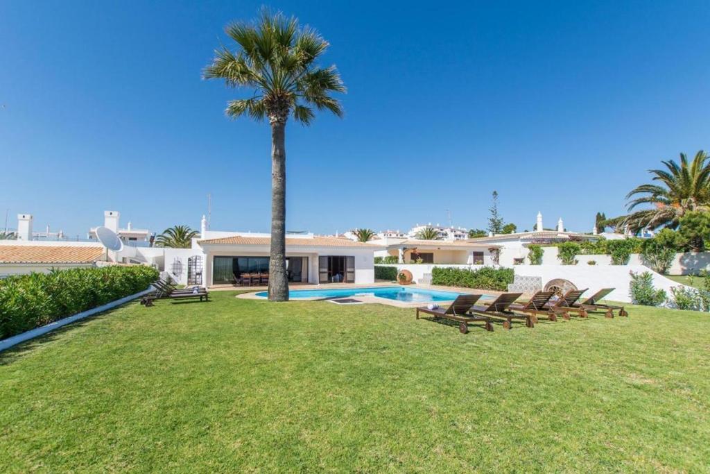 Villa Casa Amendoeiras by LovelyStay photo 2