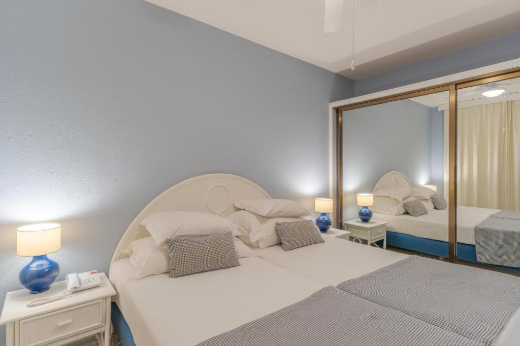 Tranquil Beachside Stay - Atlantic Gardens Beach photo 2
