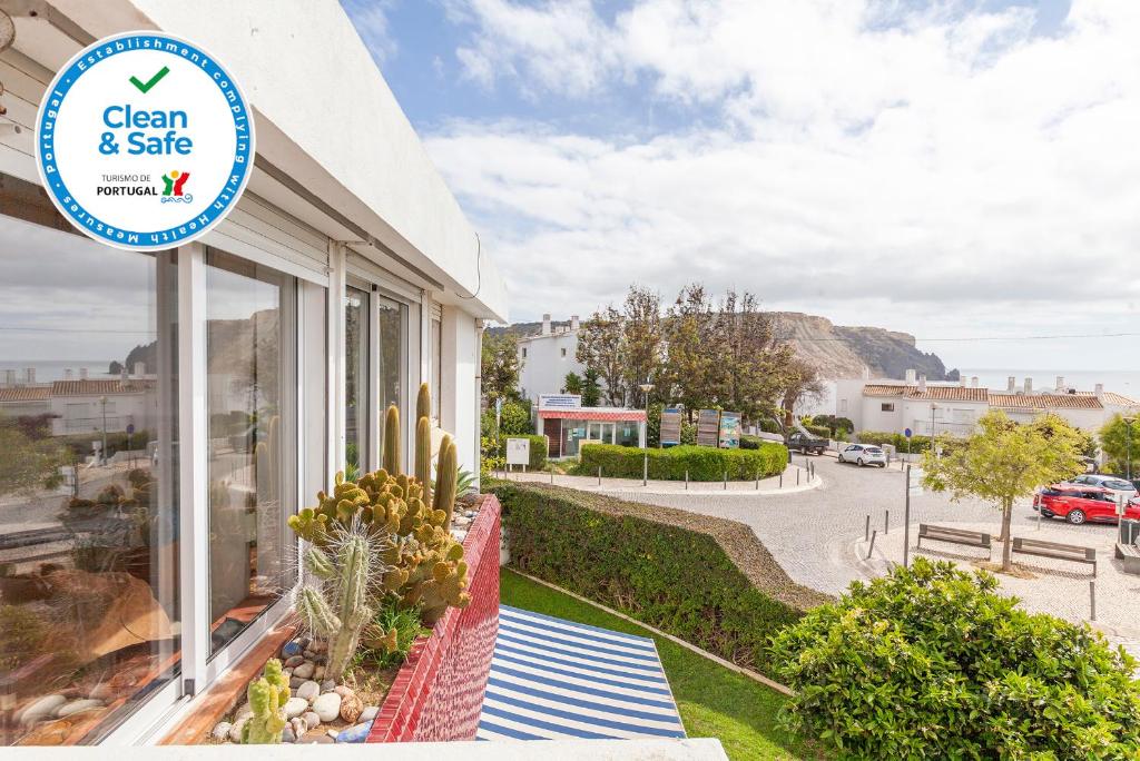 C18 - Church Square Apartment in Praia da Luz — photo 1