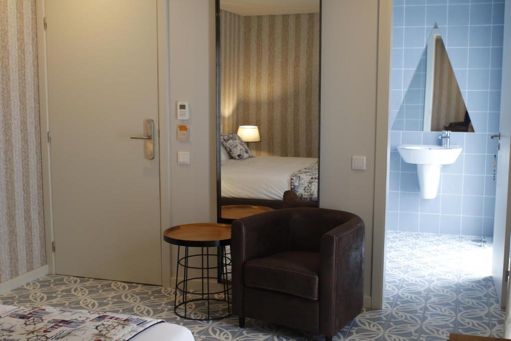 Royal Beach Hostel photo 3