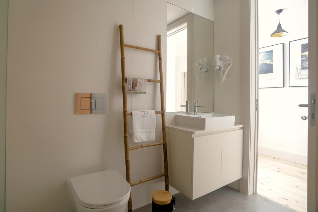 Trindade Apartments by PHC photo 3
