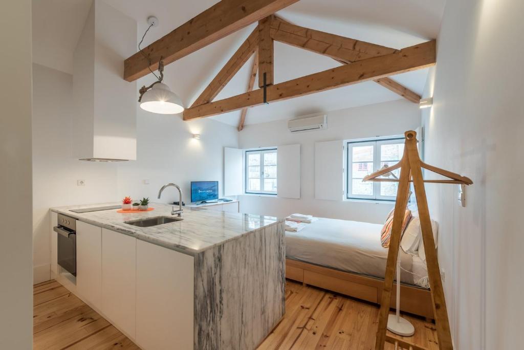 GuestReady - Chic city nest in Porto — photo 1