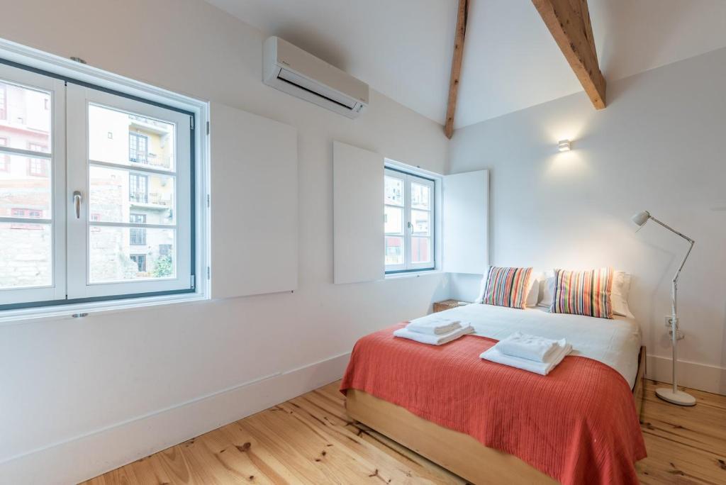 GuestReady - Chic city nest in Porto photo 3