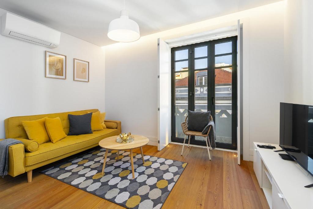 WHome Urban Elegance: A Modern Haven in Lisbon's Heart — photo 1