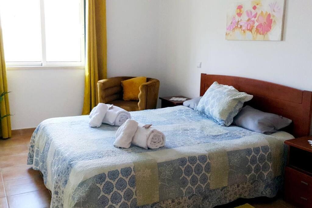 Entire flat 70sq m at Luz just 400m beach distance — photo 1