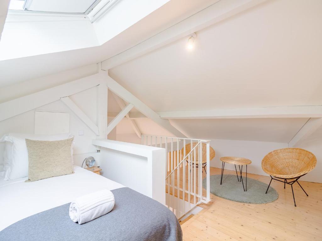 Spacious 2-Bedroom Retreat in Porto photo 2