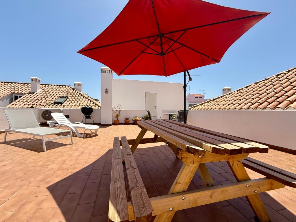 Sun & Terrace Tavira Escape - 10 mins City Center - 2 mins Train Station - Quiet — photo 1