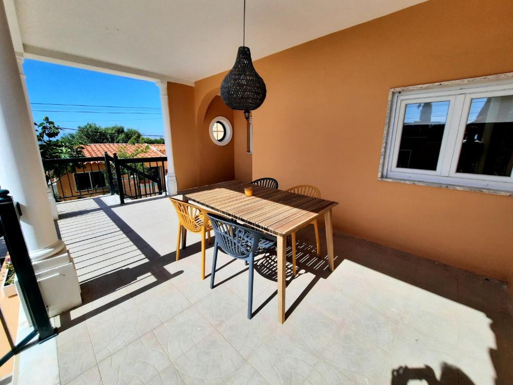 Sunset House photo 3