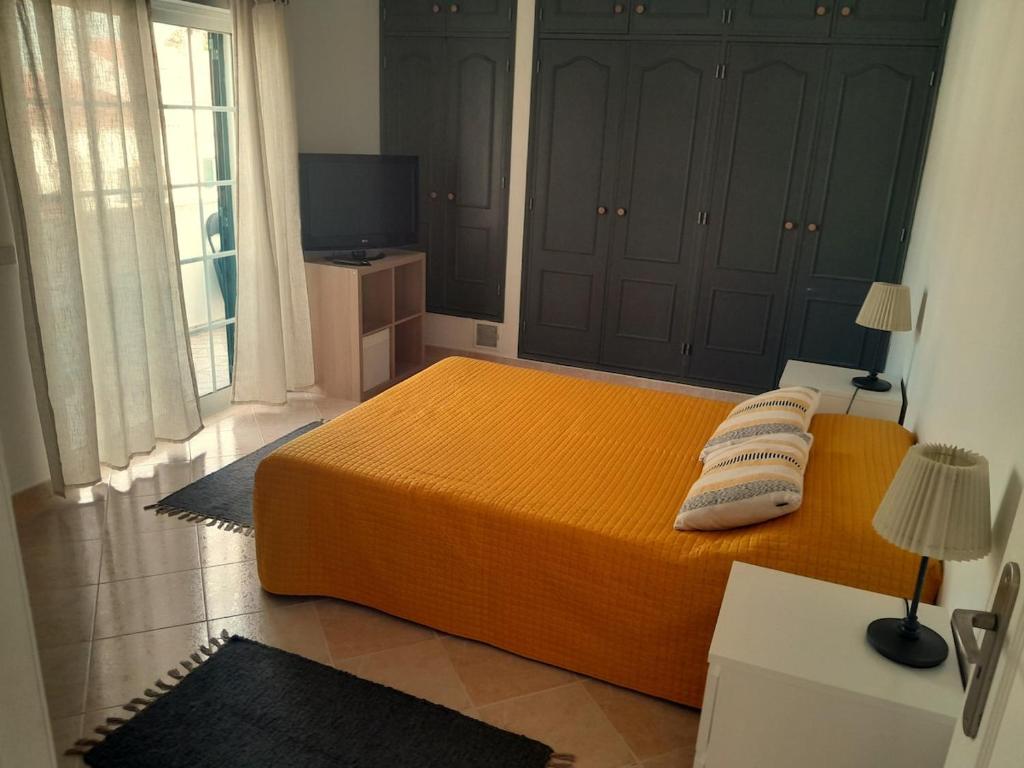 Sunset flat in Malhadais photo 2