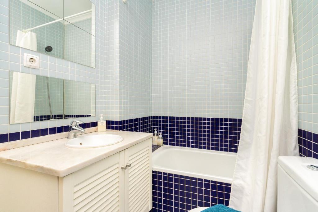 WHome | Trigueiros Downtown Apartment photo 3