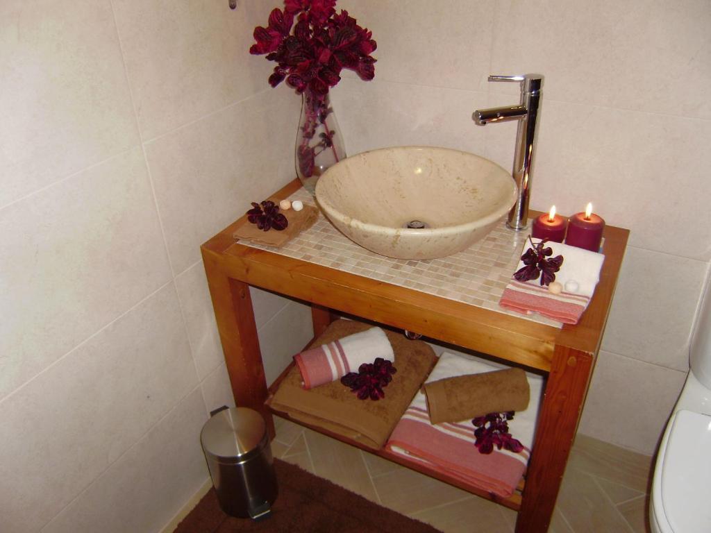 Romantic Studio photo 3