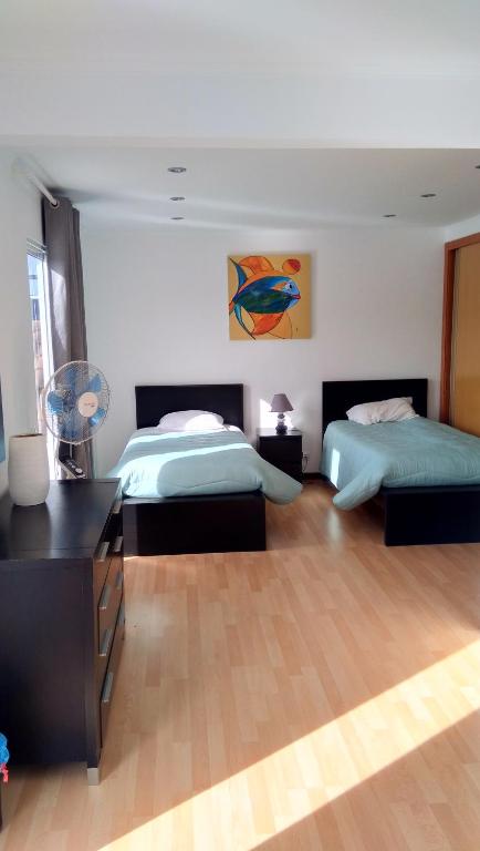 Simon's Place photo 2