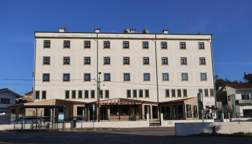 HOTEL SANTHYAGO TROFA photo 2