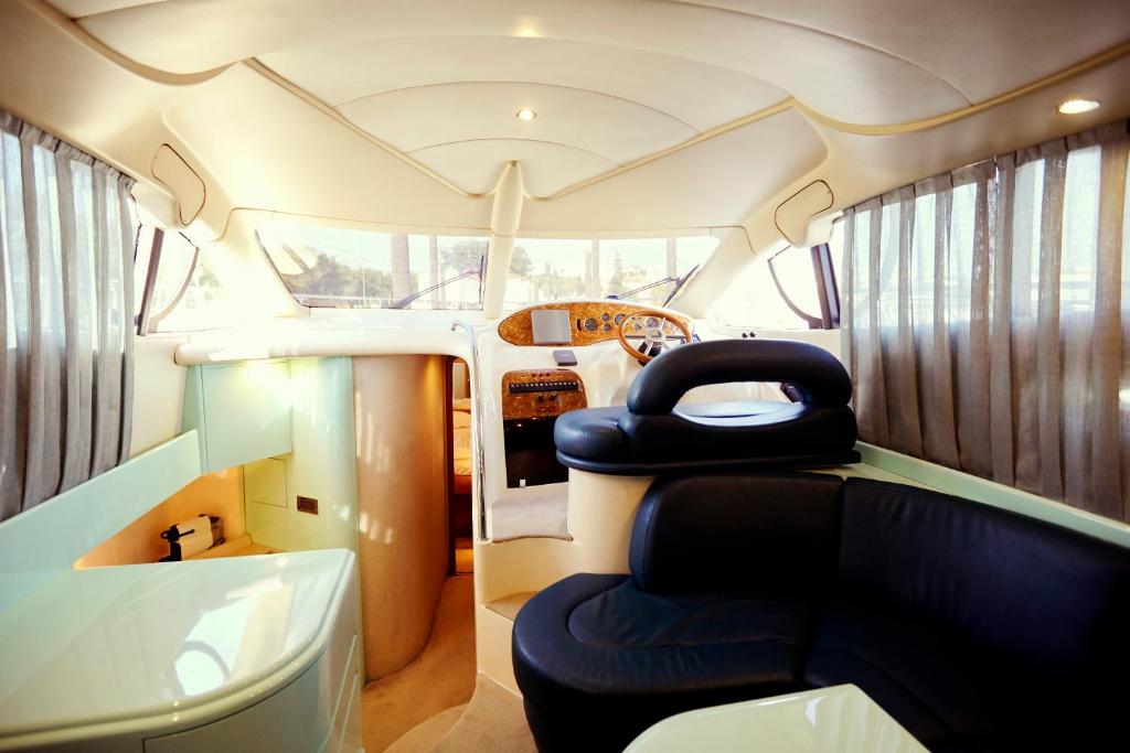 Porto Private Yacht- Accommodation Douro River photo 3