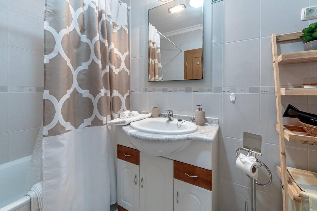 Sunnyside Suite-Portimão (Great beaches & Nearby Golfing) photo 3