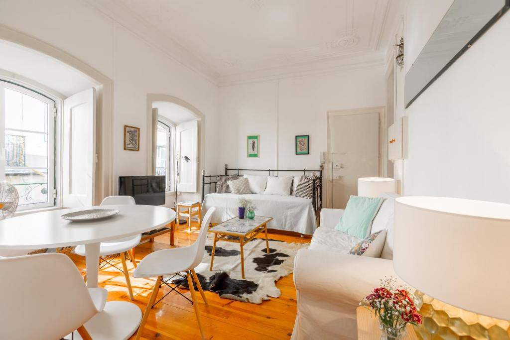 Spacious — photo 1