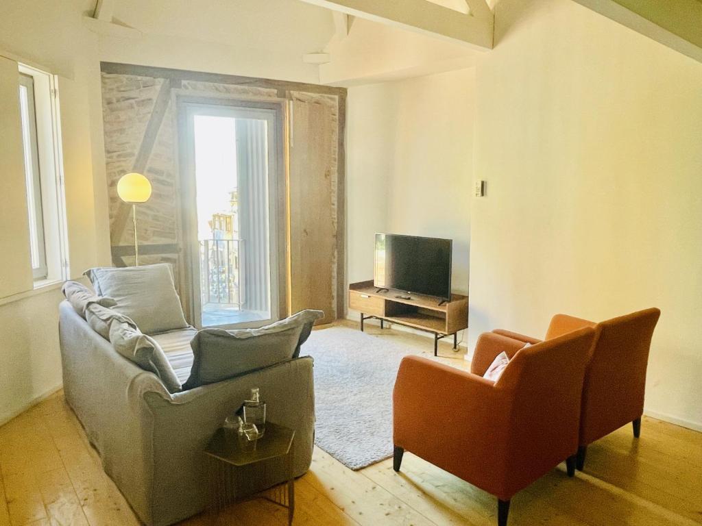 Trendy Studio in the Heart of Porto — photo 1