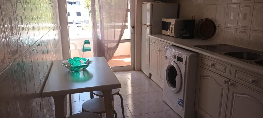 T2 edificio Maralvor photo 3