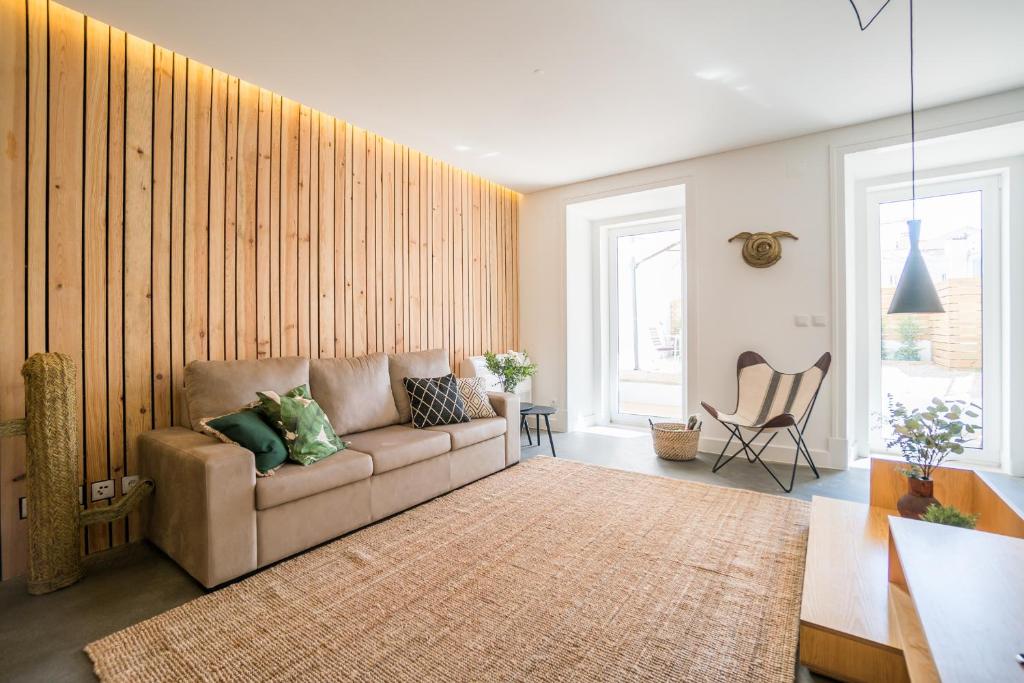 Wood Wall & Garden Apartment photo 2