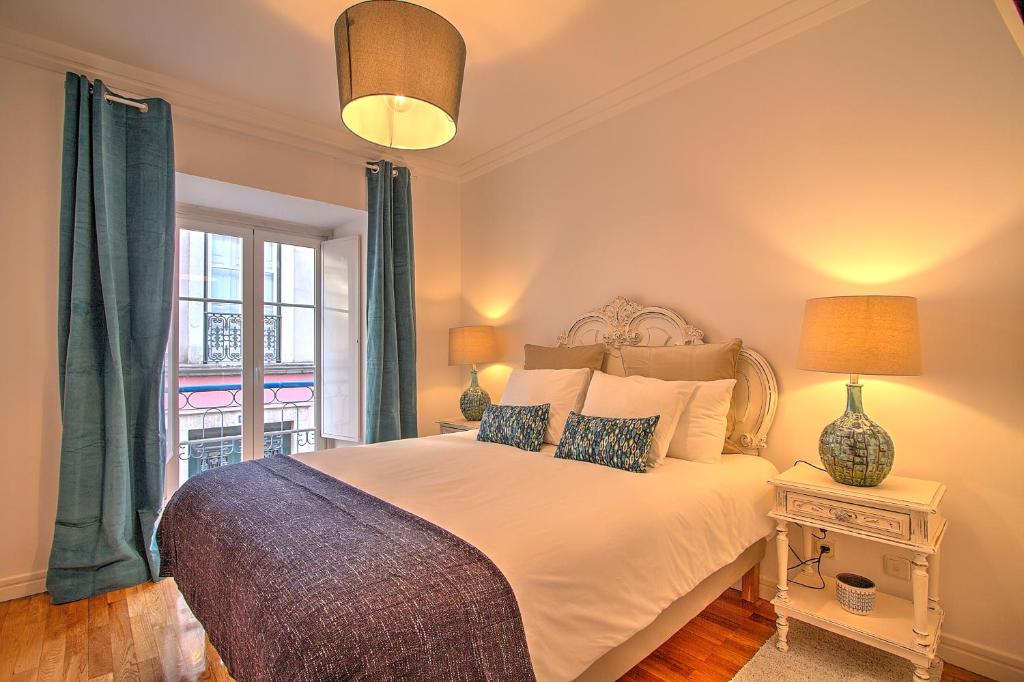 Heart of Bairro Alto-Live like a Local photo 2