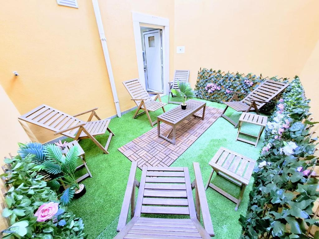 Spacious flat with Garden — photo 1