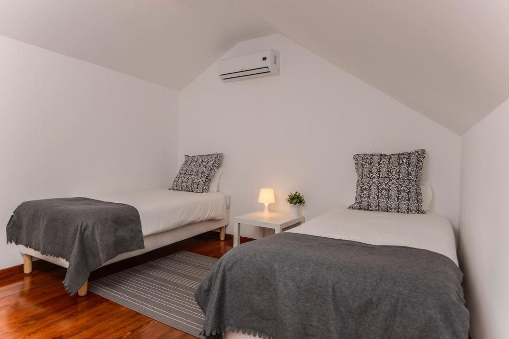 Seaside Family Townhouse - 100m from the sea! photo 2