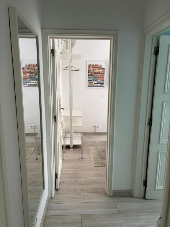 Avenue 17 — photo 1