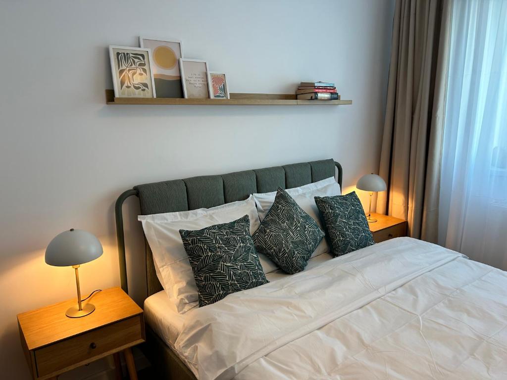 The Cozy Flat - modern photo 2