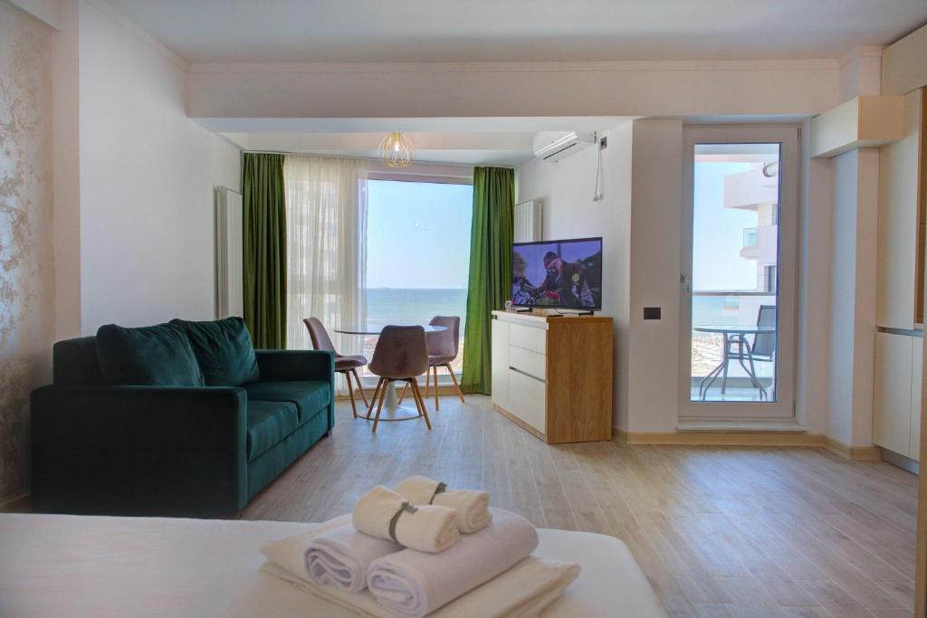 Studio Tesoro by Infinity Alz photo 3