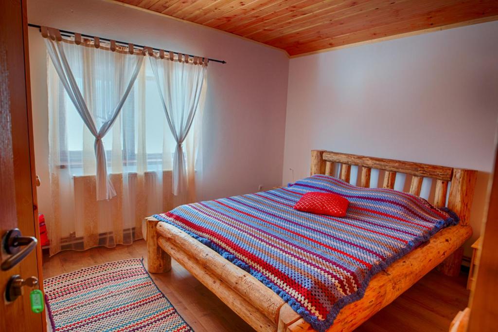 Casa din Piatra photo 2