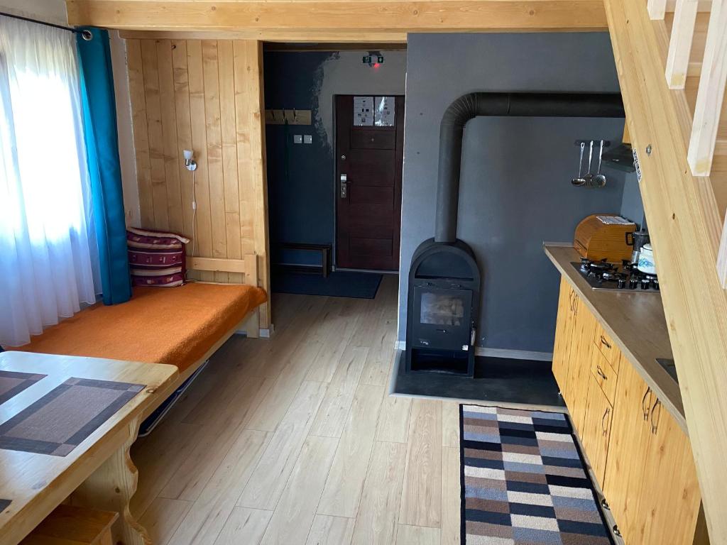 SKH L - 1 Bedroom — photo 1