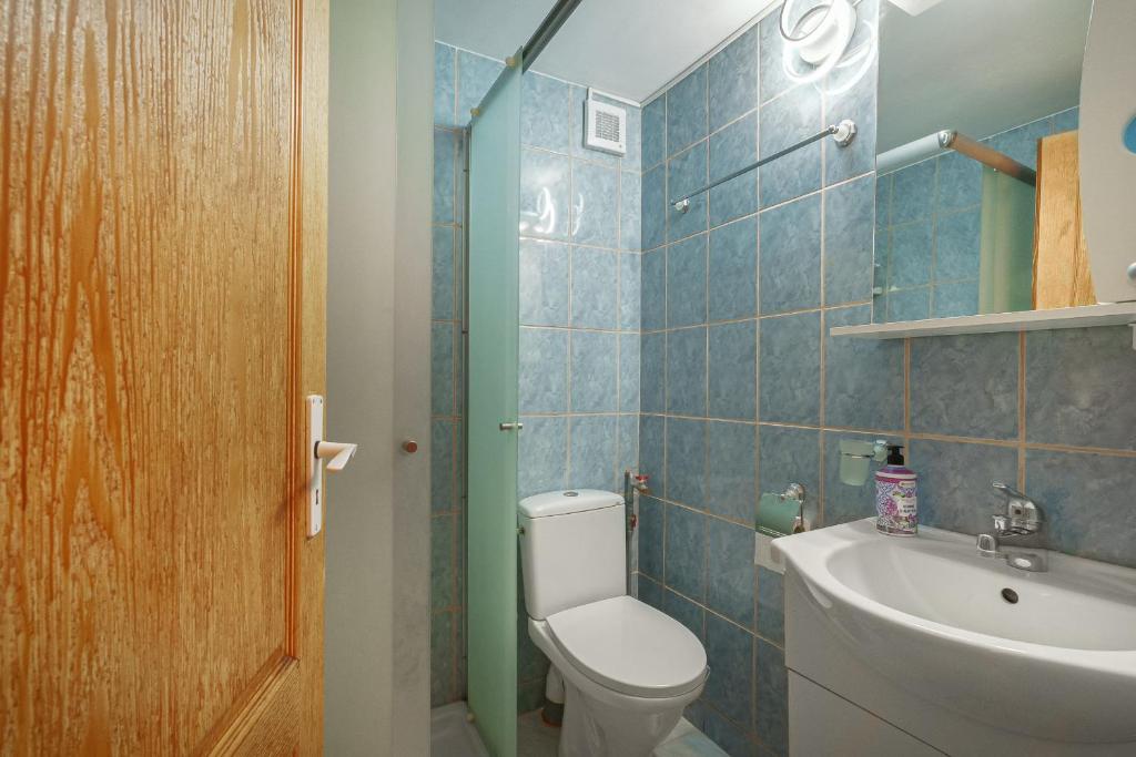 Stone Gate Apartment #3 photo 3