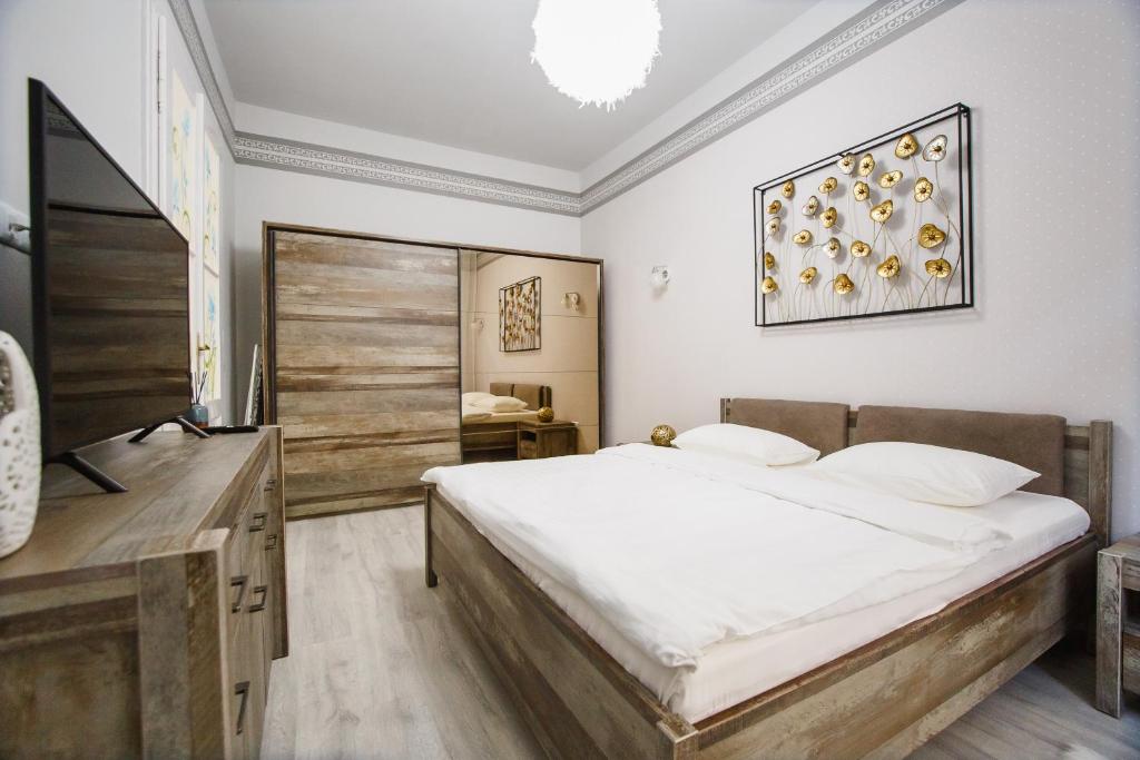 Wonderful 2 bedroom Central Apartment photo 2