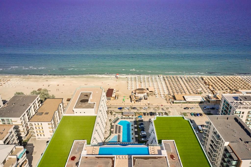 Yuma in Infinity Pool & Spa Resort — photo 1