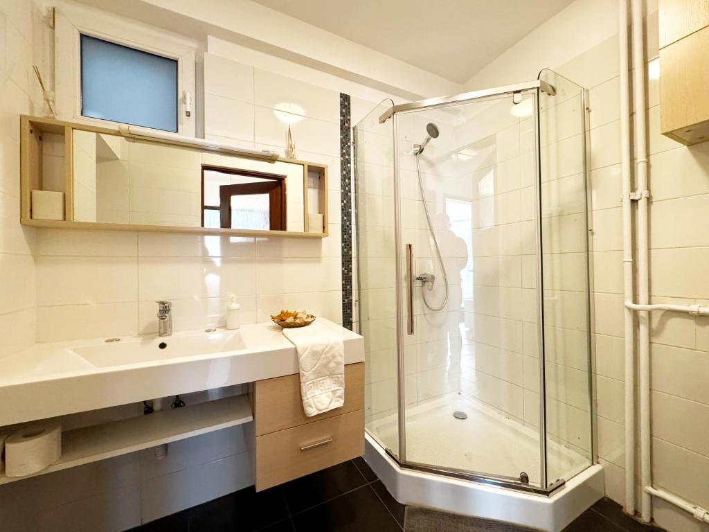 Tineretului 20 by MRG Apartments photo 3