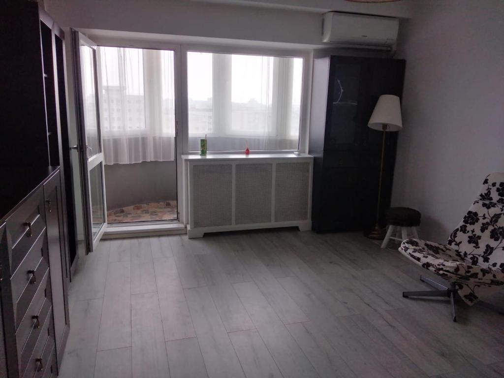 Superb 1BR apartment with Air Conditioner photo 2