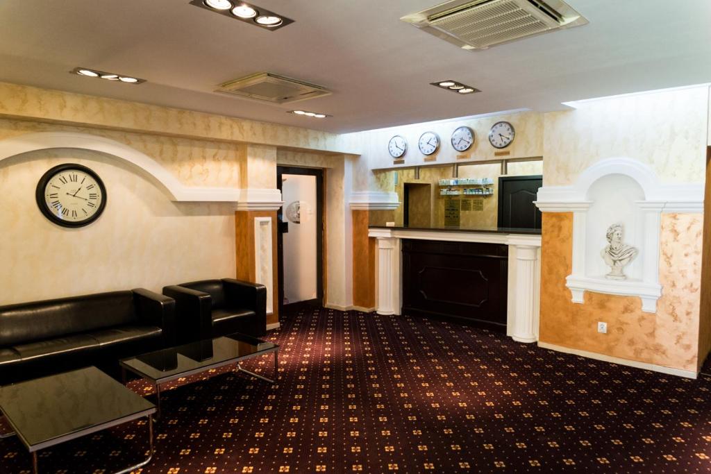 Hotel Zamca Suceava photo 3
