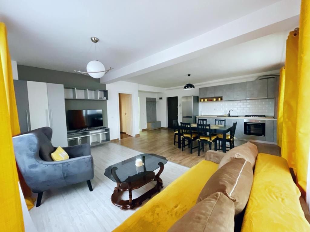 YamaLuxe Apartments - Modern & Cozy — photo 1