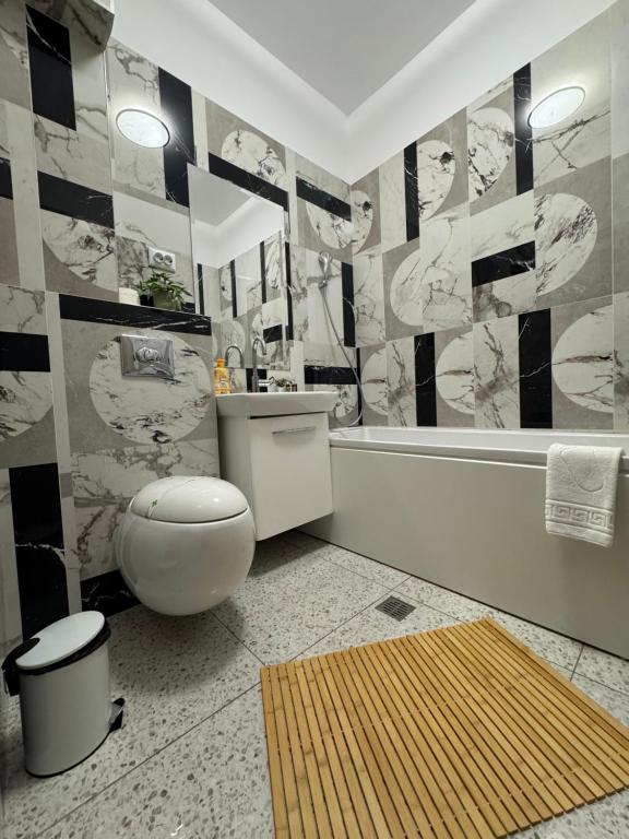 Studio Luxury Center photo 3