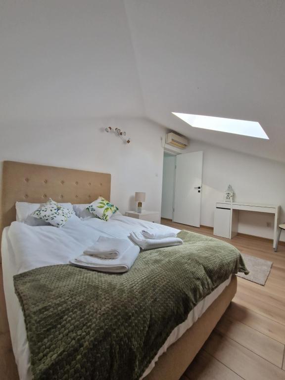Casa Sava - ultracentral photo 2