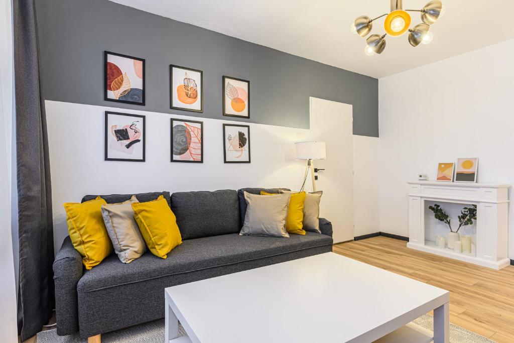 Travelers Hideout - Central Apartment photo 2