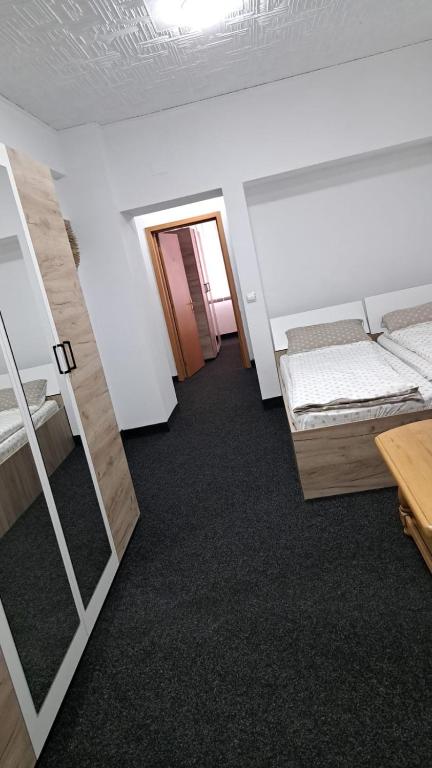 Sico Hostel Centru photo 3