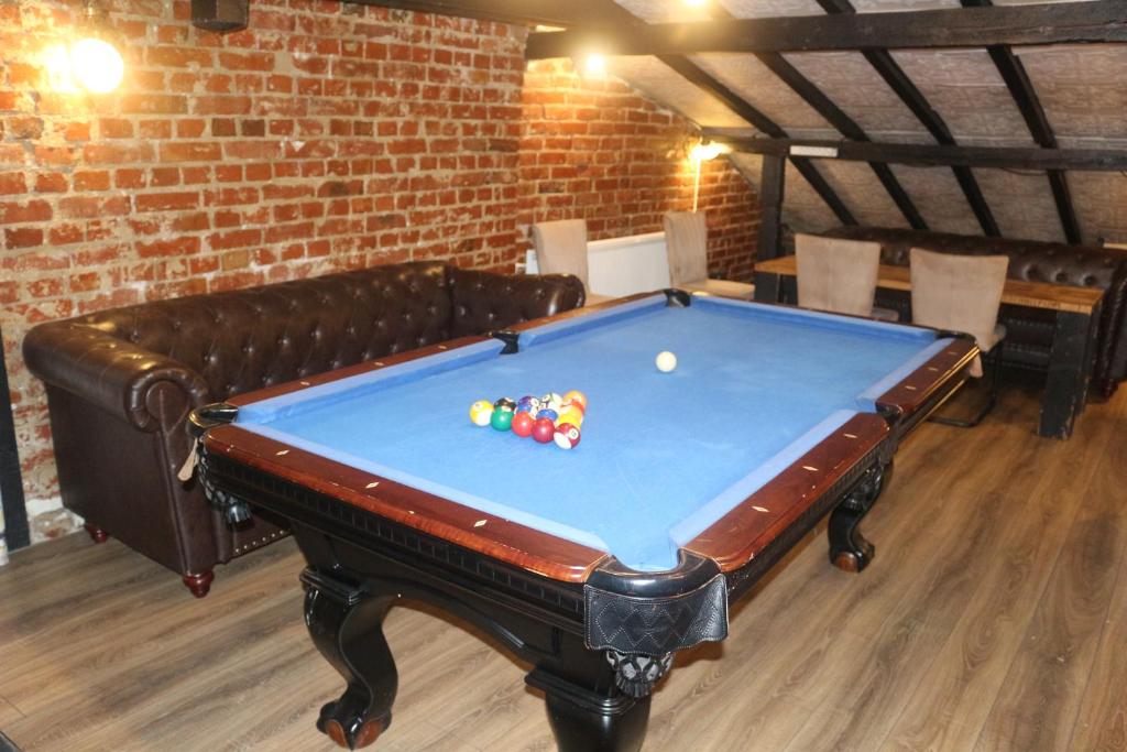 Booking.com: Hotels in Bucharest. Book your hotel now! — photo 1